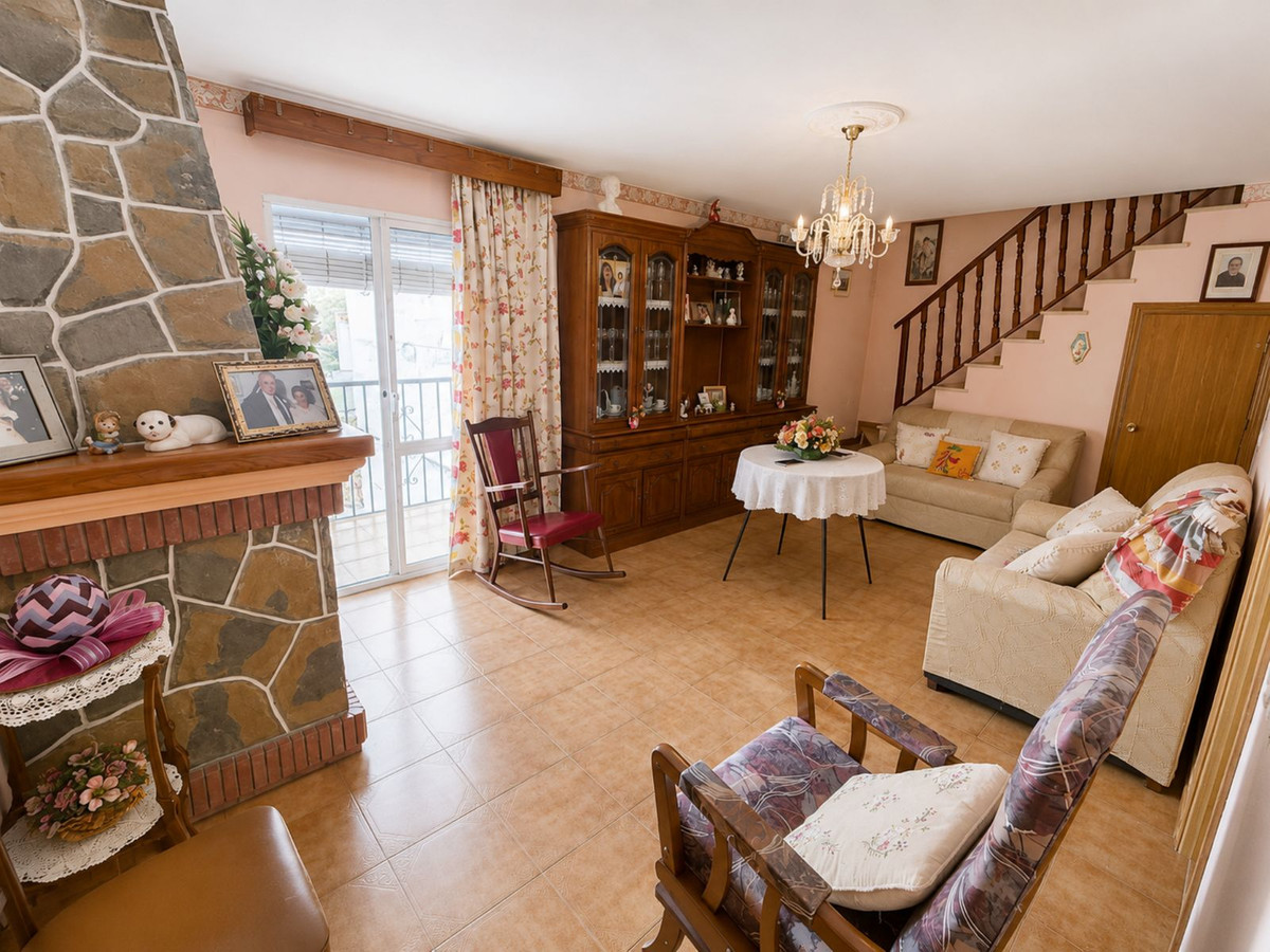 Se vende Villa - Chalet de 3 dormitorios en Costa Del Sol, Málaga, España