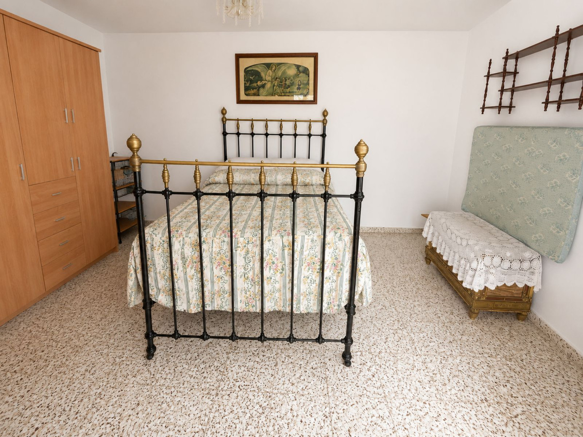 Se vende Villa - Chalet de 3 dormitorios en Costa Del Sol, Málaga, España
