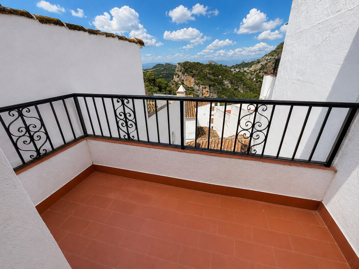 Se vende Villa - Chalet de 3 dormitorios en Costa Del Sol, Málaga, España