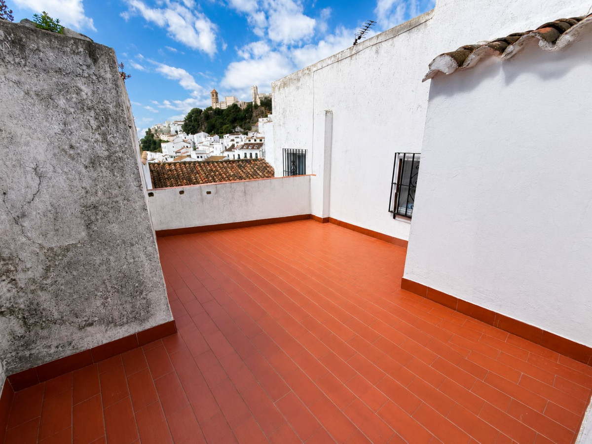 Se vende Villa - Chalet de 3 dormitorios en Costa Del Sol, Málaga, España