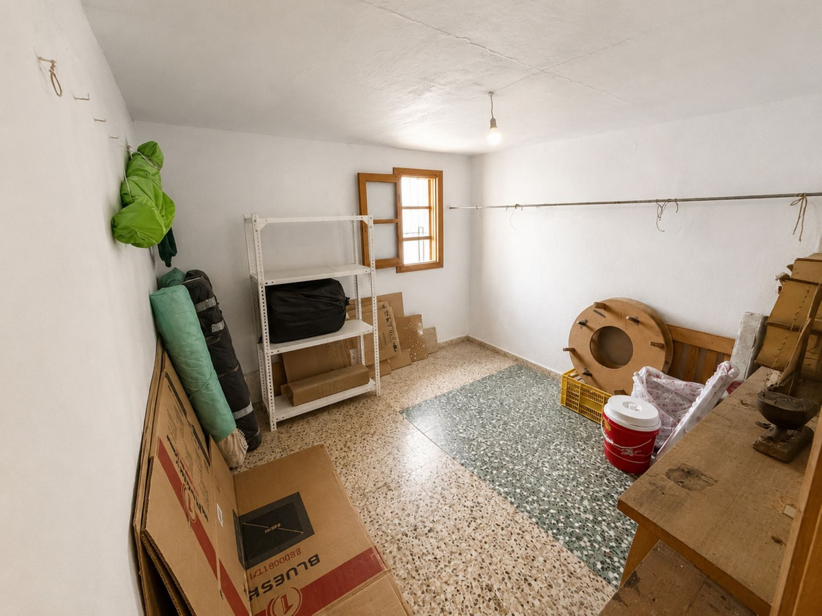 Se vende Villa - Chalet de 3 dormitorios en Costa Del Sol, Málaga, España