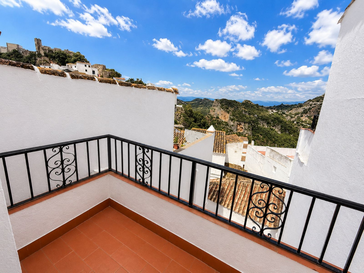 Se vende Villa - Chalet de 3 dormitorios en Costa Del Sol, Málaga, España