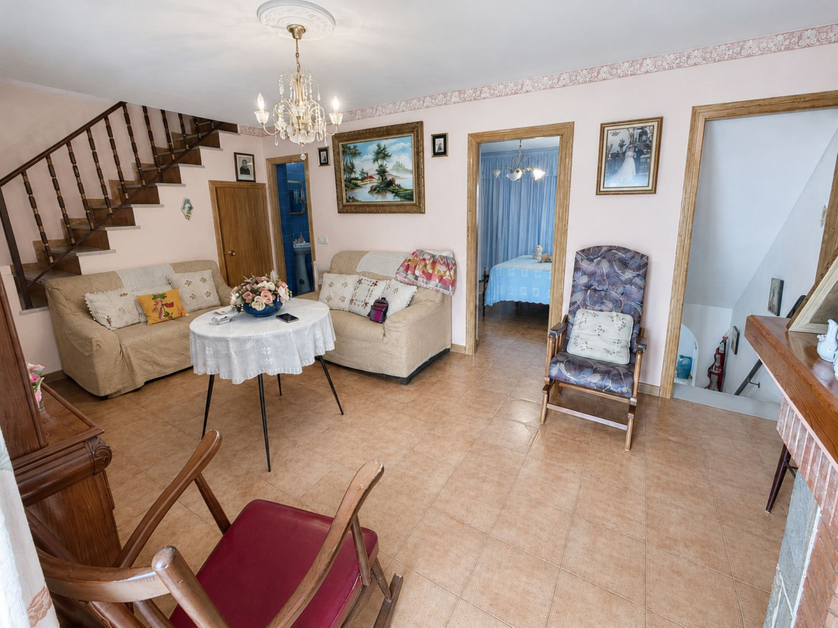 Se vende Villa - Chalet de 3 dormitorios en Costa Del Sol, Málaga, España