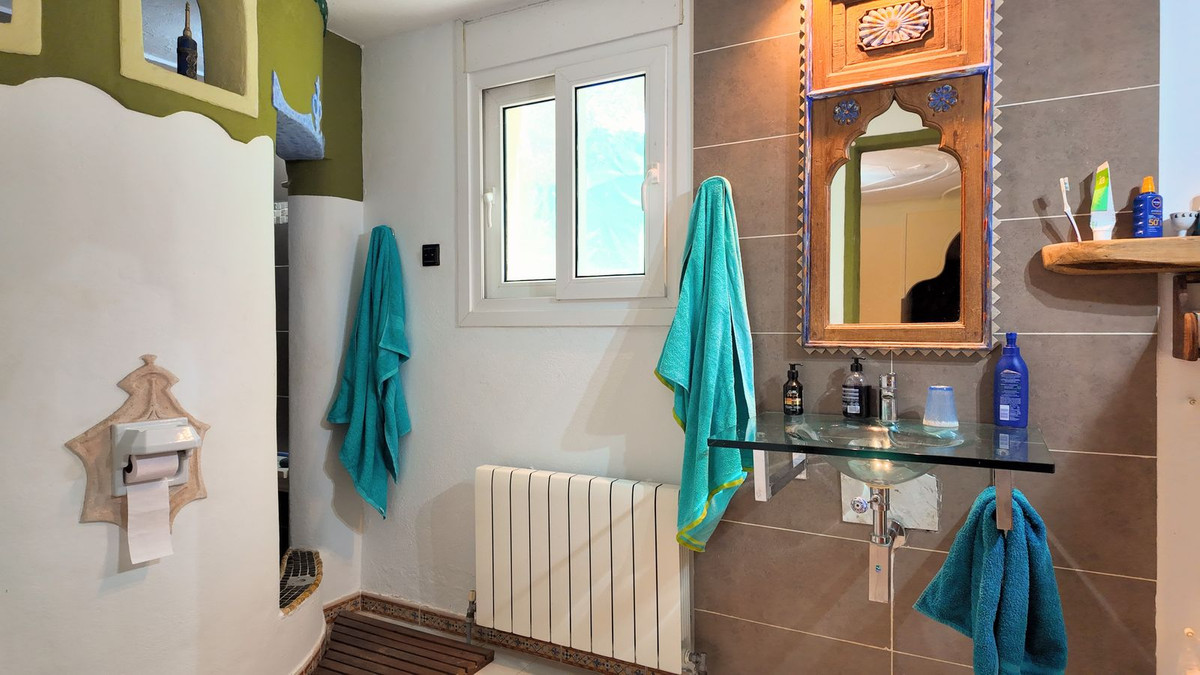 Se vende Bungalow de 2 dormitorios en Costa Del Sol, Málaga, España