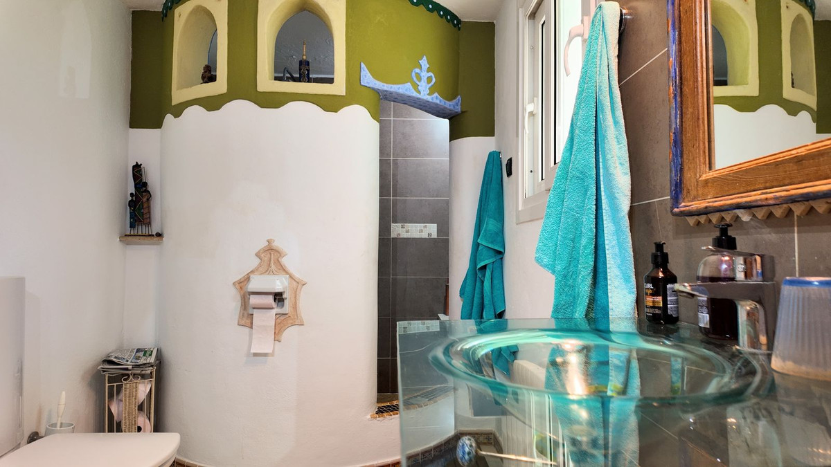 Se vende Bungalow de 2 dormitorios en Costa Del Sol, Málaga, España