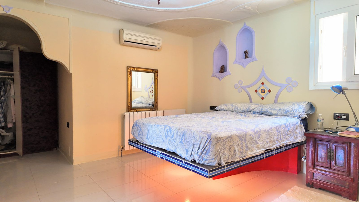 Se vende Bungalow de 2 dormitorios en Costa Del Sol, Málaga, España