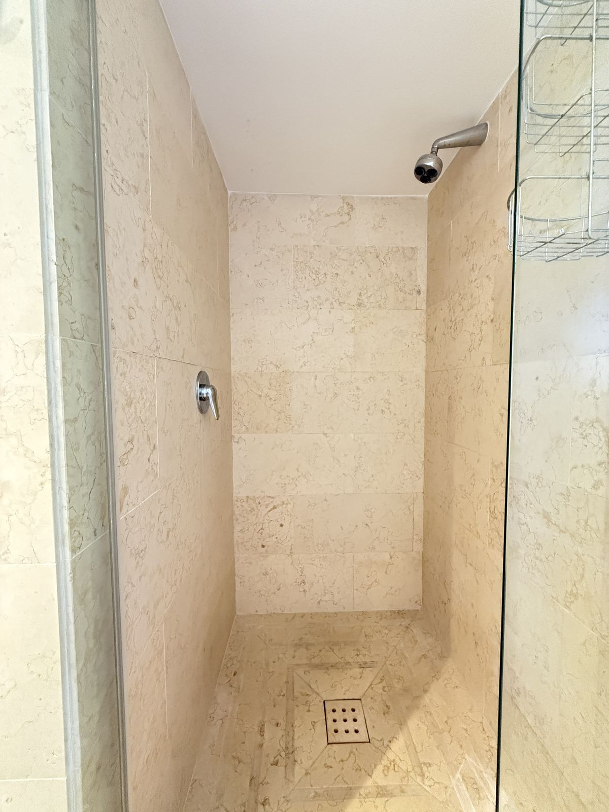 3 Bed Apartment for sale in Benahavís Costa Del Sol, Málaga, Spain