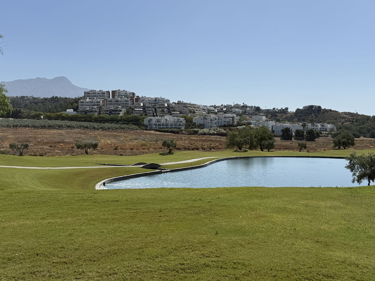 3 Bed Apartment for sale in Benahavís Costa Del Sol, Málaga, Spain