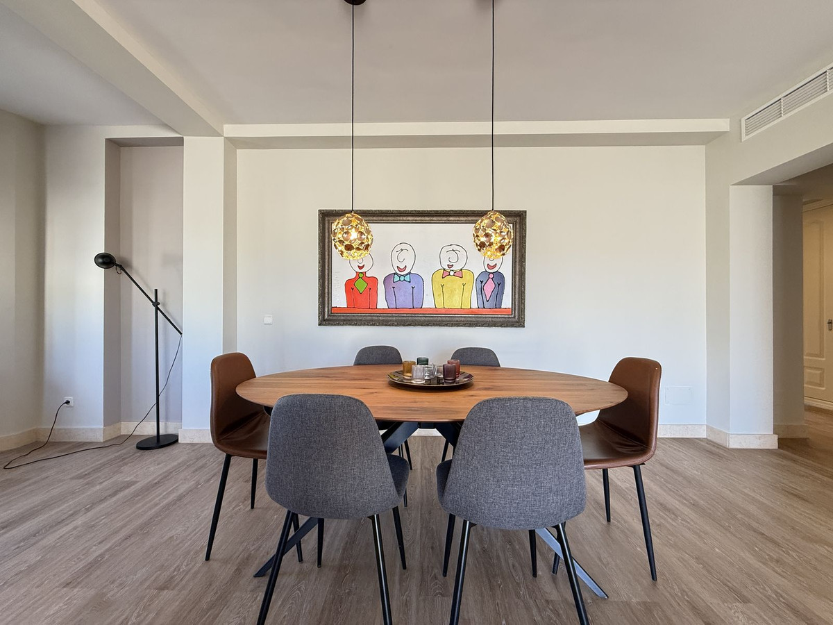 3 Bed Apartment for sale in Benahavís Costa Del Sol, Málaga, Spain