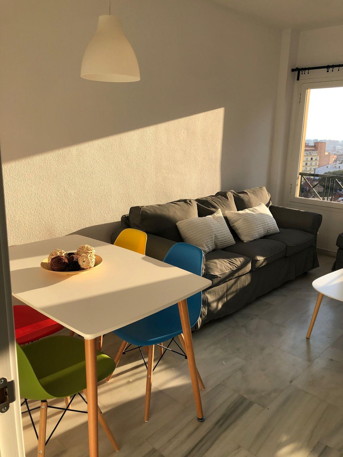 Se vende Apartamento Planta Media de 3 dormitorios en Costa Del Sol, Málaga, España