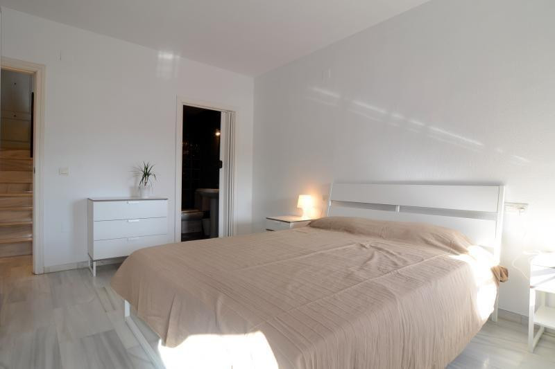 Se vende Apartamento Planta Media de 3 dormitorios en Costa Del Sol, Málaga, España