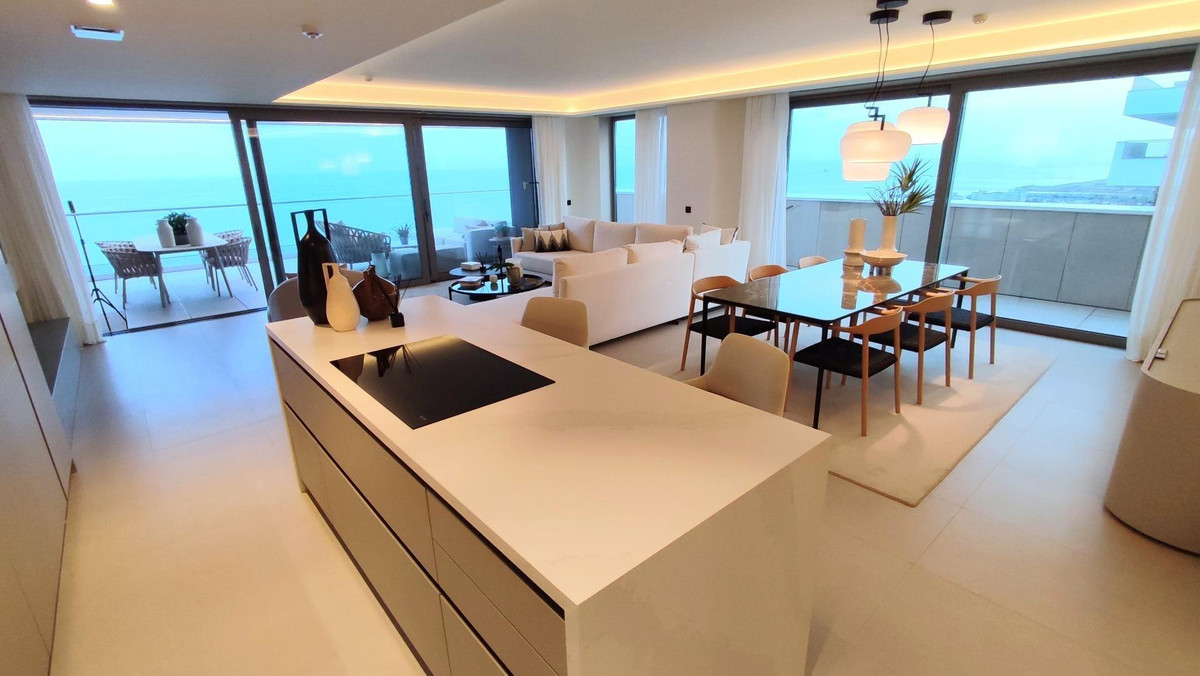 4 Bed Apartment for sale in Málaga Costa Del Sol, Málaga, Spain