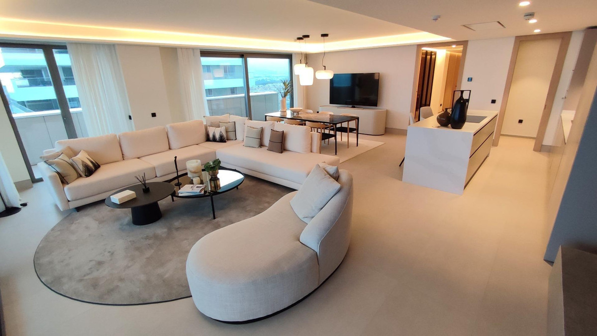 4 Bed Apartment for sale in Málaga Costa Del Sol, Málaga, Spain