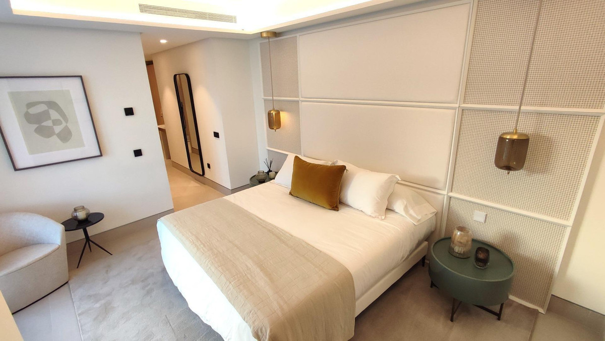 4 Bed Apartment for sale in Málaga Costa Del Sol, Málaga, Spain