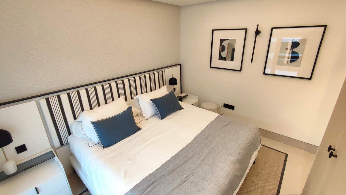 4 Bed Apartment for sale in Málaga Costa Del Sol, Málaga, Spain