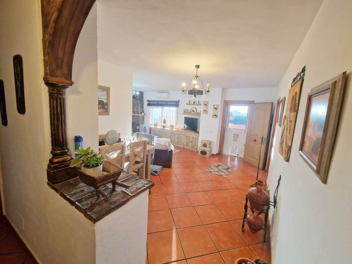 Se vende Villa - Chalet de 3 dormitorios en Costa Del Sol, Málaga, España