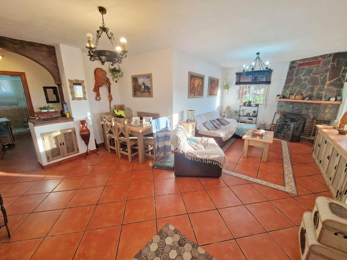 Se vende Villa - Chalet de 3 dormitorios en Costa Del Sol, Málaga, España