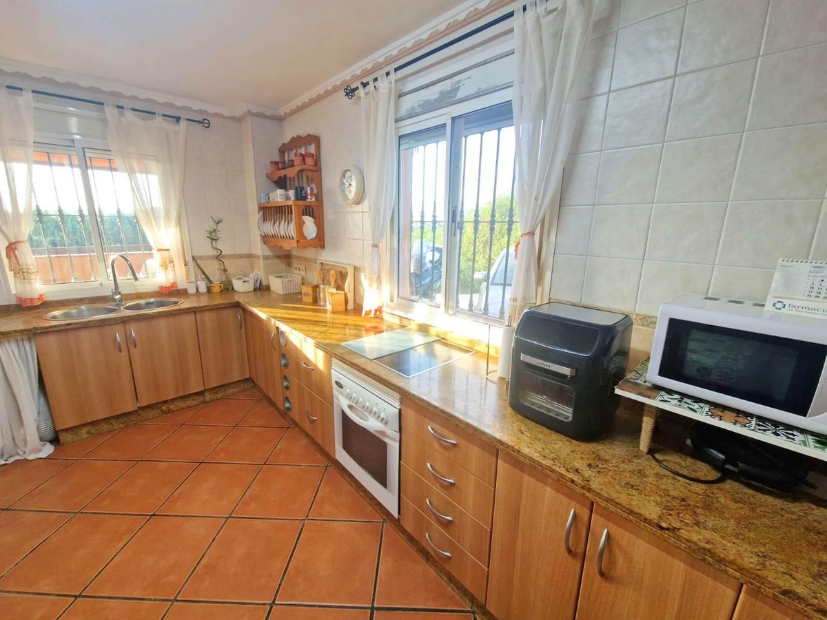Se vende Villa - Chalet de 3 dormitorios en Costa Del Sol, Málaga, España