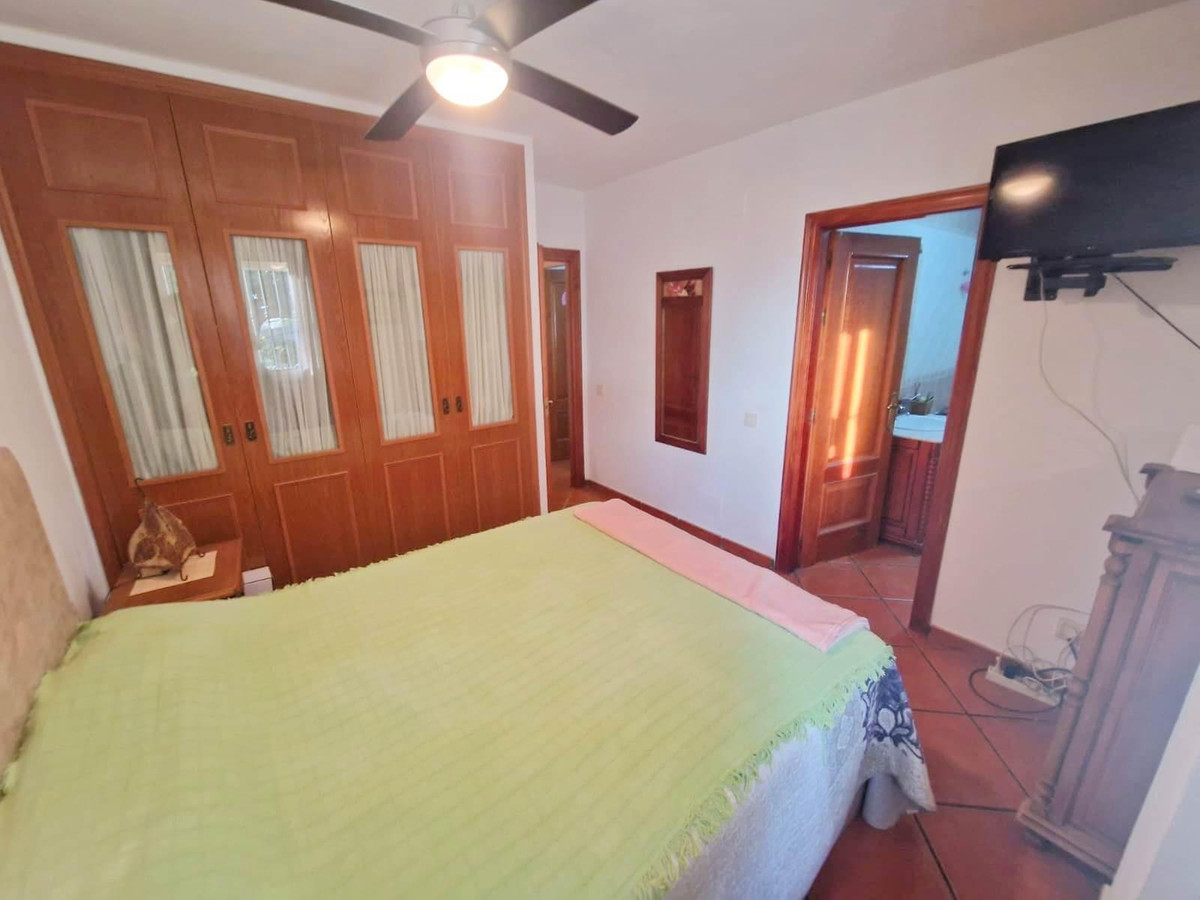 Se vende Villa - Chalet de 3 dormitorios en Costa Del Sol, Málaga, España