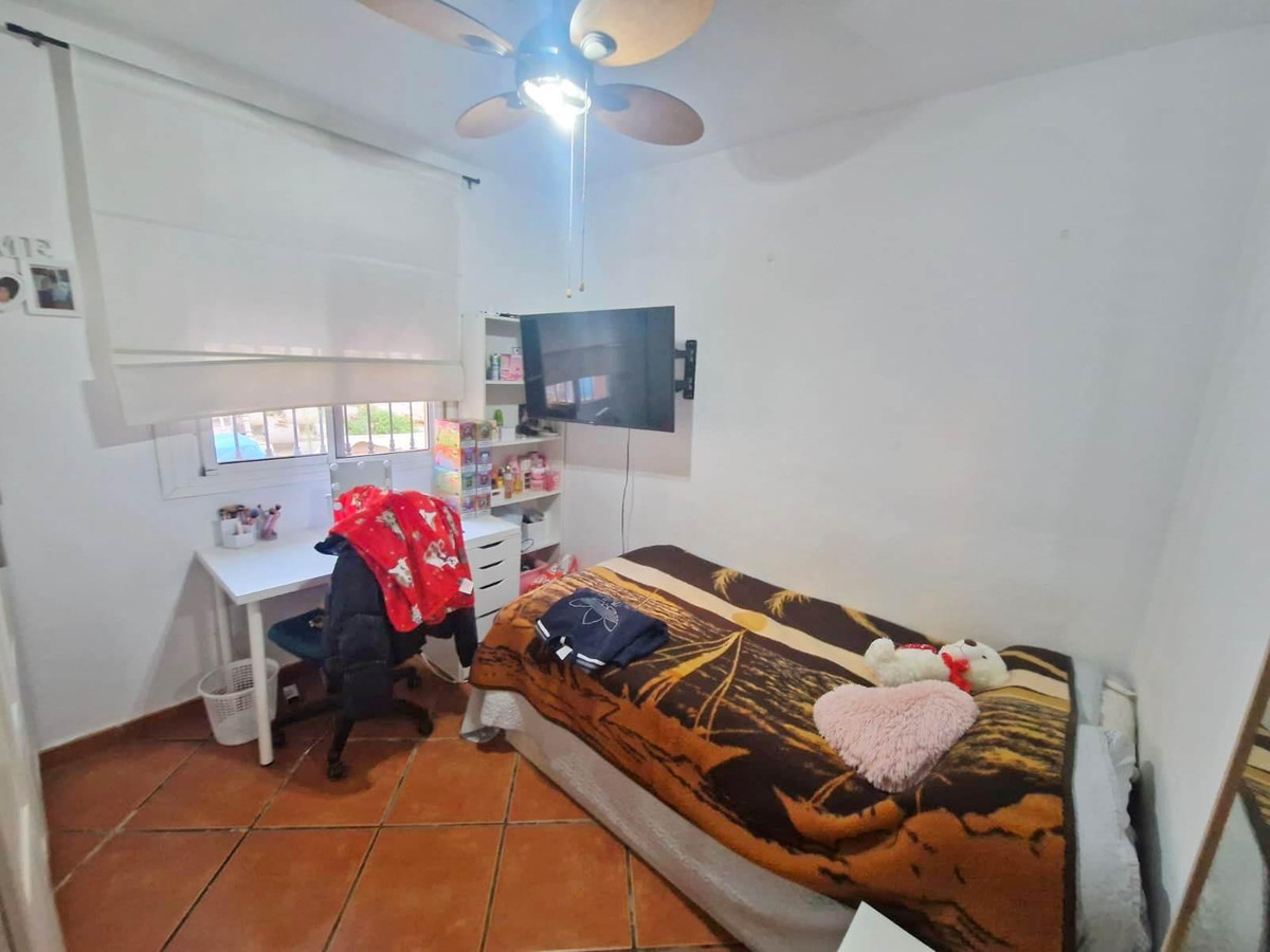 Se vende Villa - Chalet de 3 dormitorios en Costa Del Sol, Málaga, España