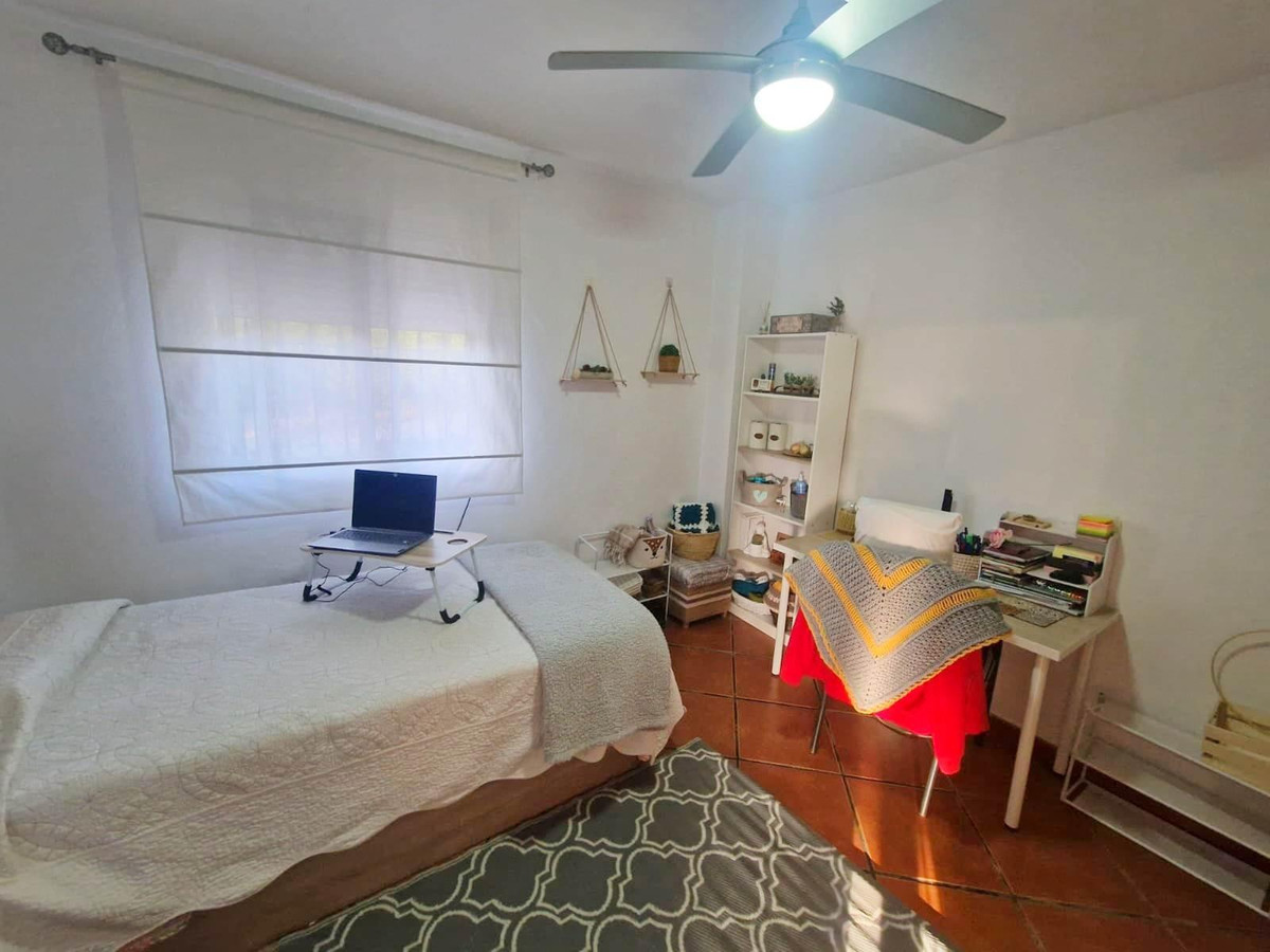 Se vende Villa - Chalet de 3 dormitorios en Costa Del Sol, Málaga, España