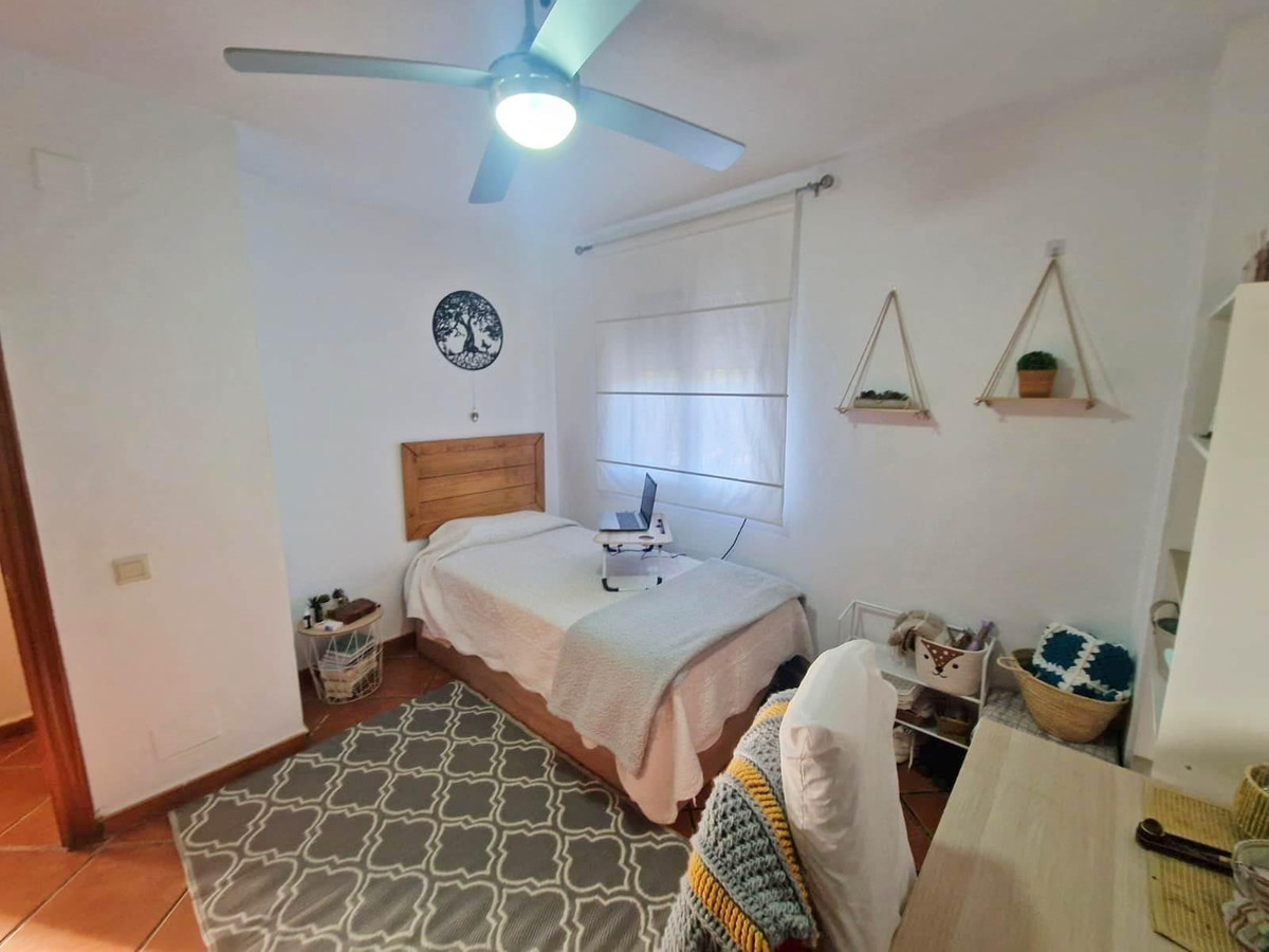 Se vende Villa - Chalet de 3 dormitorios en Costa Del Sol, Málaga, España