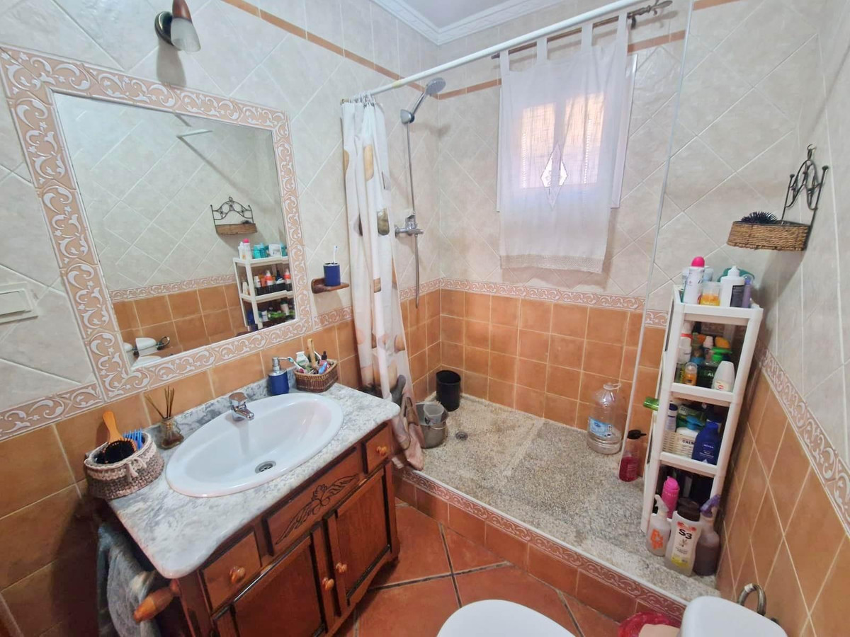 Se vende Villa - Chalet de 3 dormitorios en Costa Del Sol, Málaga, España