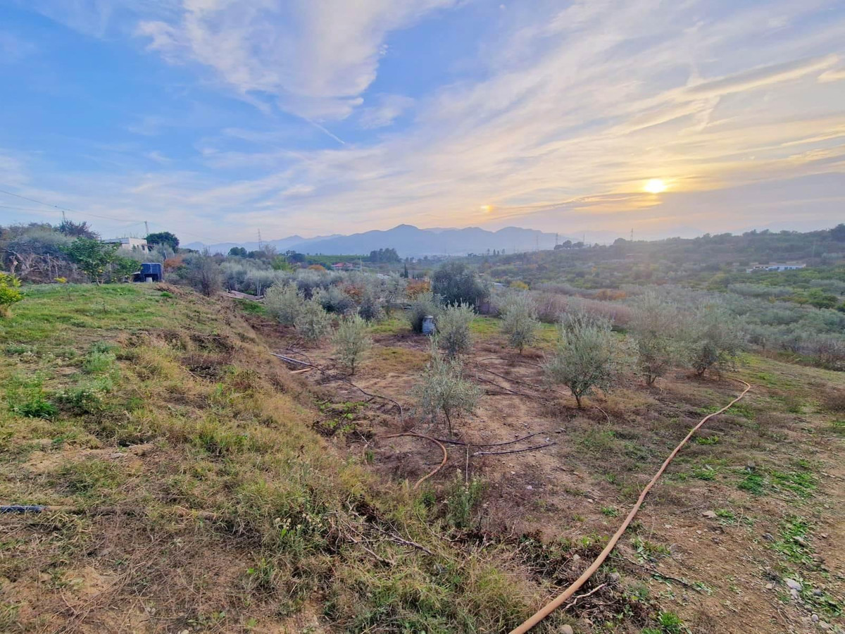 Se vende Villa - Chalet de 3 dormitorios en Costa Del Sol, Málaga, España