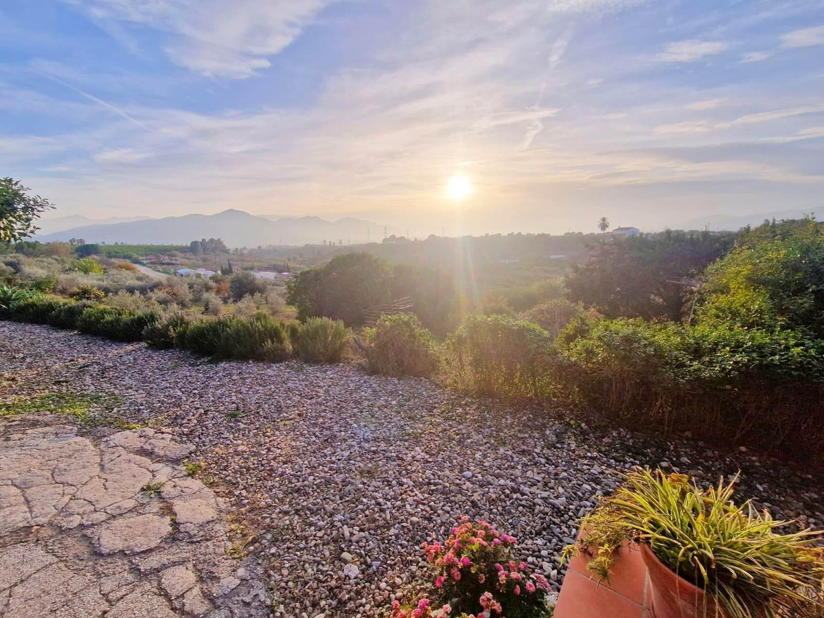 Se vende Villa - Chalet de 3 dormitorios en Costa Del Sol, Málaga, España