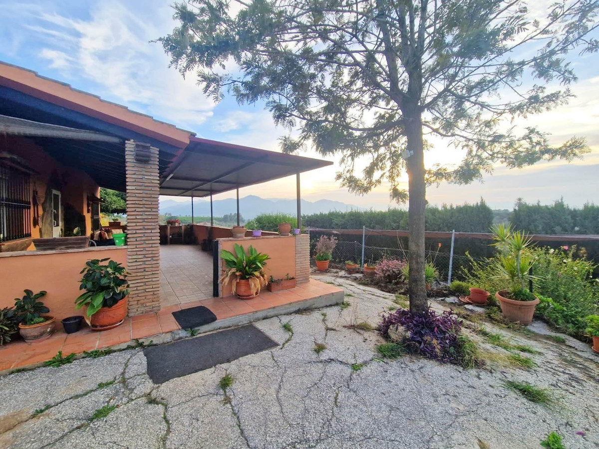 Se vende Villa - Chalet de 3 dormitorios en Costa Del Sol, Málaga, España