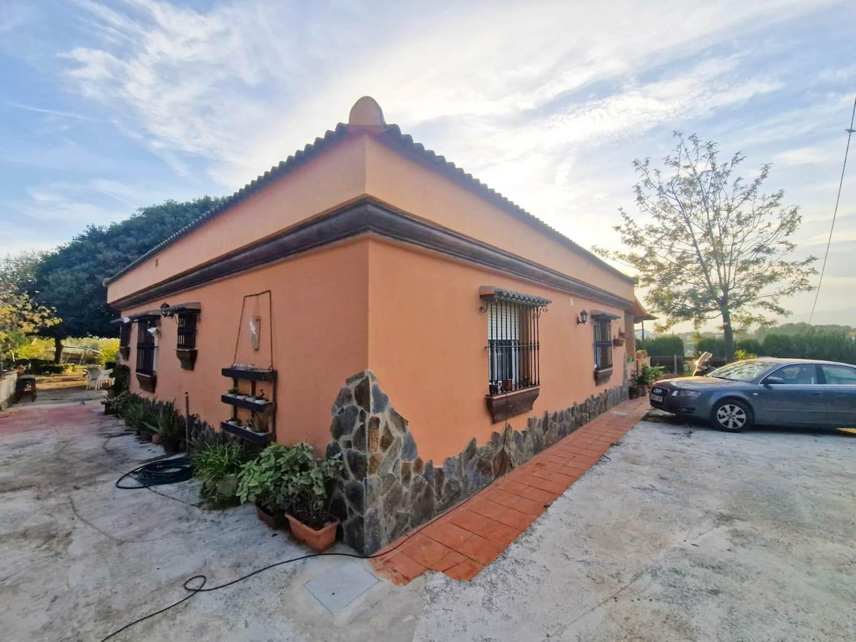 Se vende Villa - Chalet de 3 dormitorios en Costa Del Sol, Málaga, España