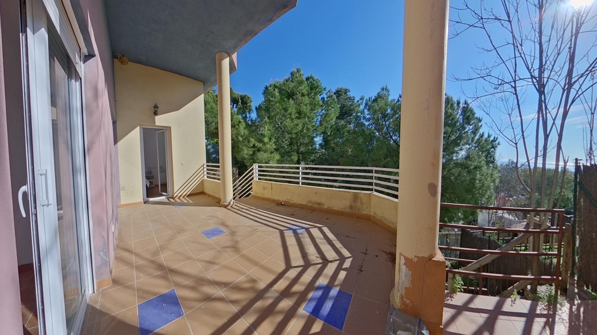 4 Bed Townhouse for sale in Torremolinos Costa Del Sol, Málaga, Spain