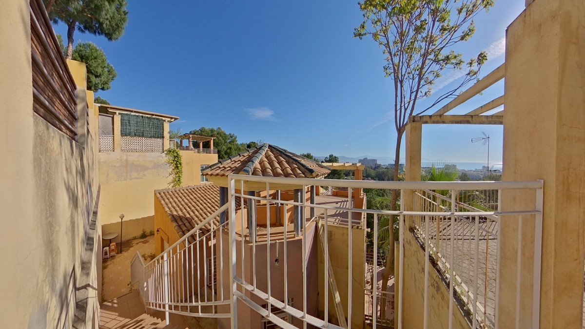 4 Bed Townhouse for sale in Torremolinos Costa Del Sol, Málaga, Spain