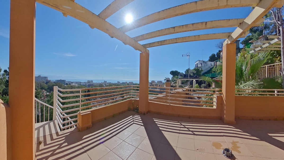 4 Bed Townhouse for sale in Torremolinos Costa Del Sol, Málaga, Spain