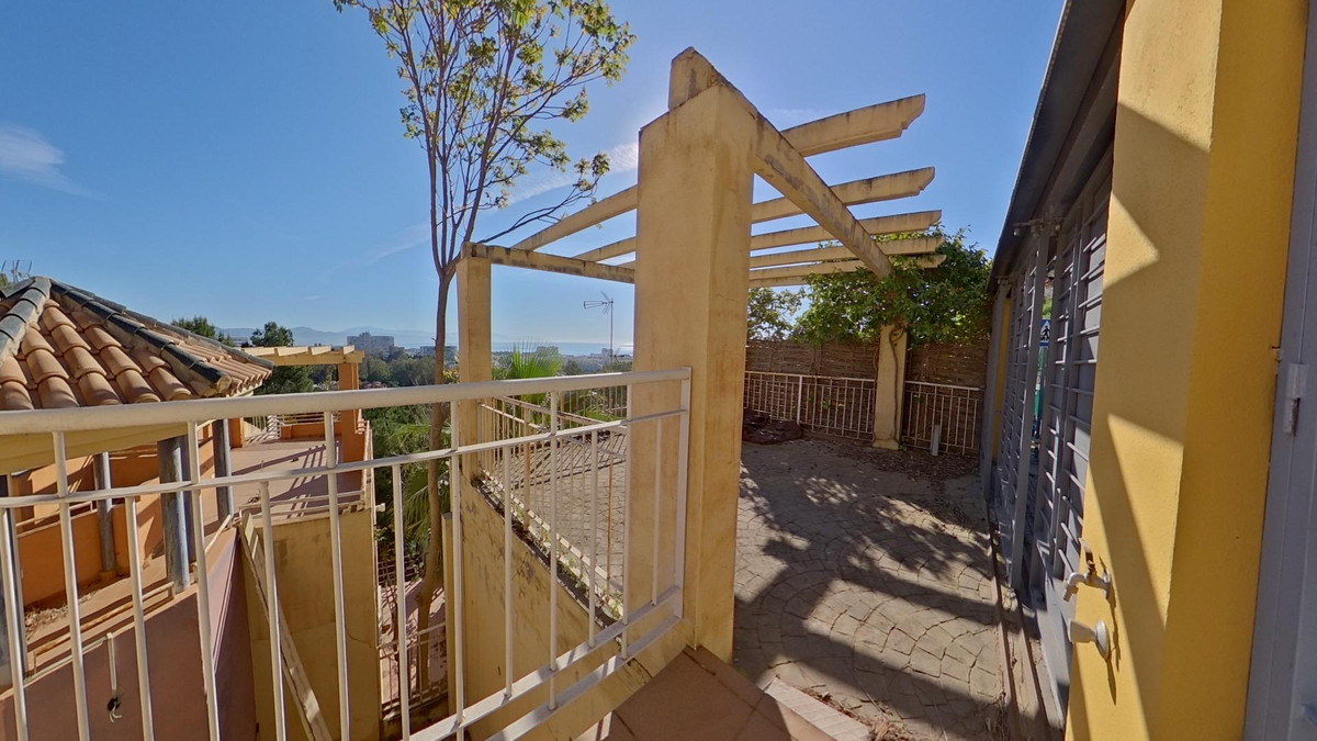 4 Bed Townhouse for sale in Torremolinos Costa Del Sol, Málaga, Spain