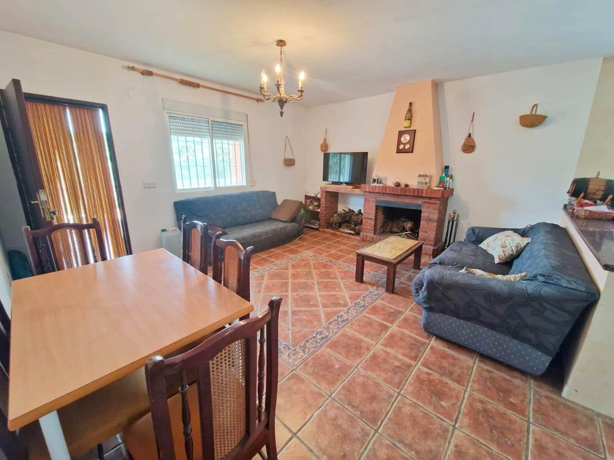 Se vende Villa - Chalet de 6 dormitorios en Costa Del Sol, Málaga, España