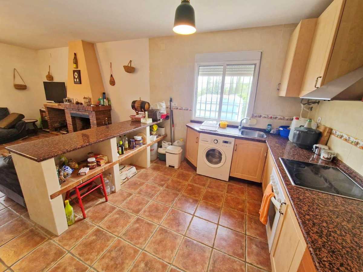 Se vende Villa - Chalet de 6 dormitorios en Costa Del Sol, Málaga, España
