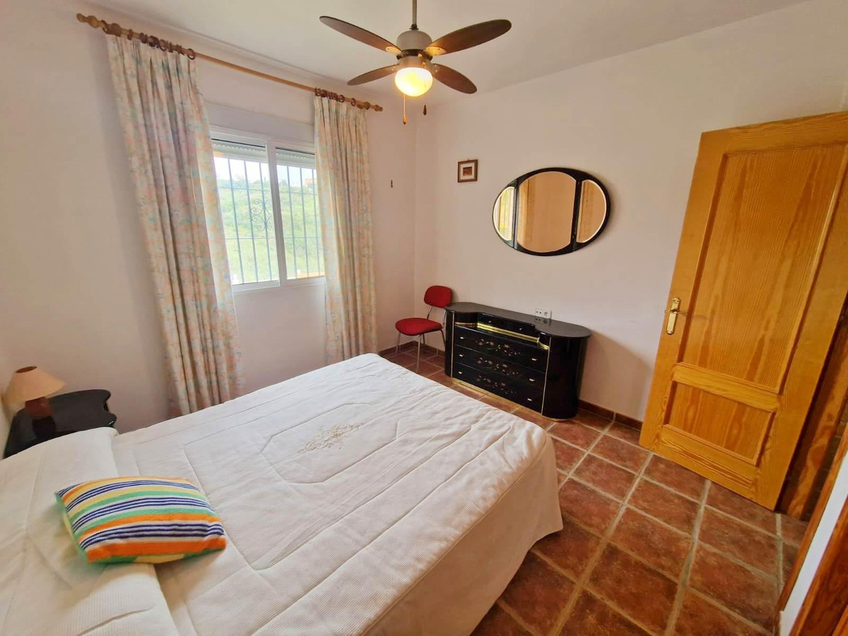 Se vende Villa - Chalet de 6 dormitorios en Costa Del Sol, Málaga, España
