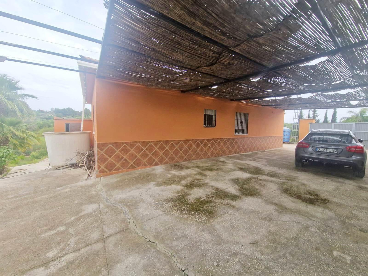 Se vende Villa - Chalet de 6 dormitorios en Costa Del Sol, Málaga, España