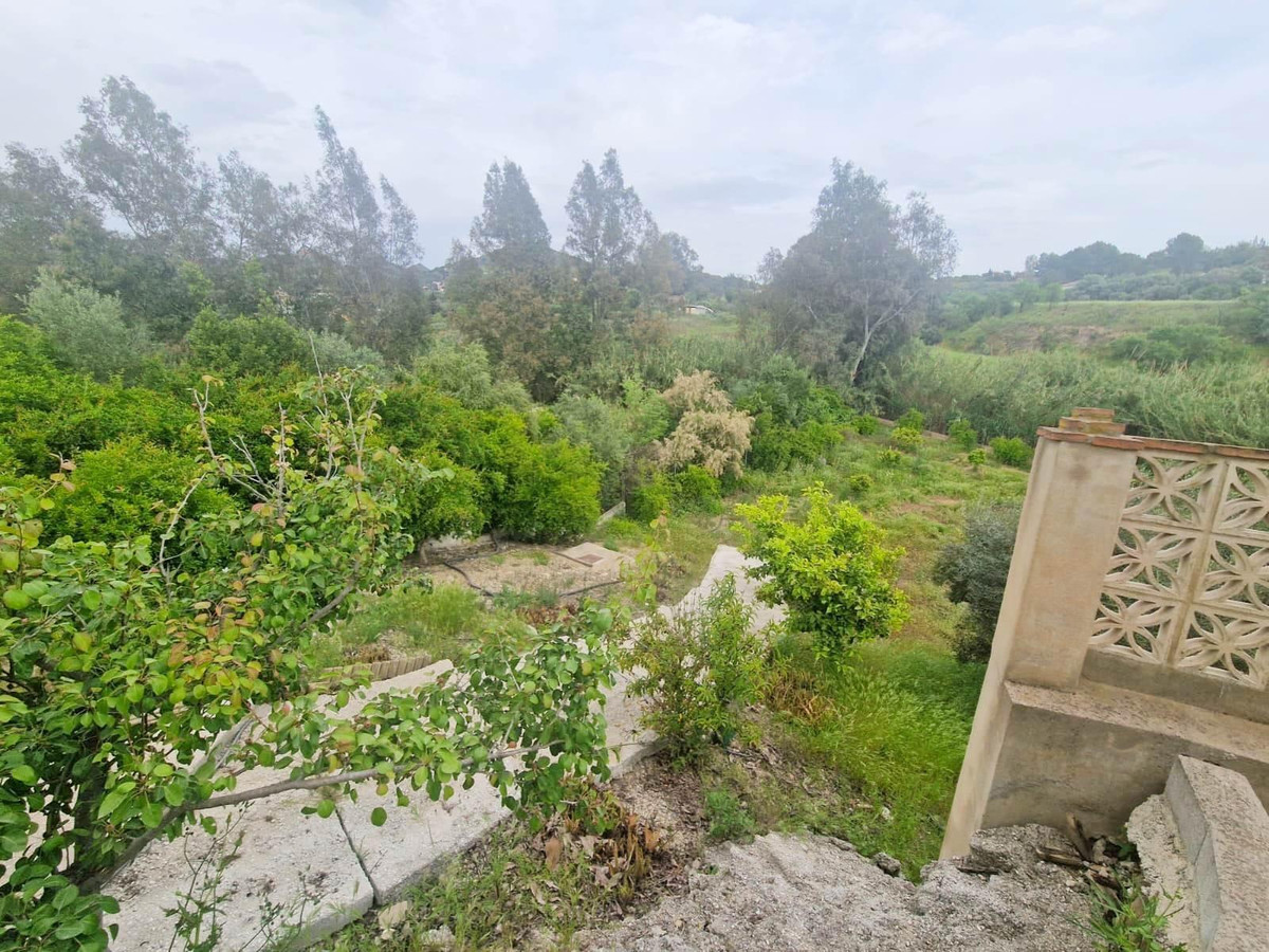 Se vende Villa - Chalet de 6 dormitorios en Costa Del Sol, Málaga, España