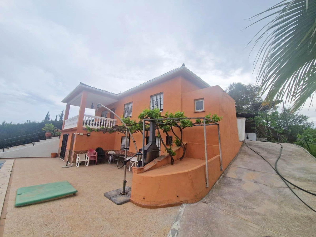 Se vende Villa - Chalet de 6 dormitorios en Costa Del Sol, Málaga, España