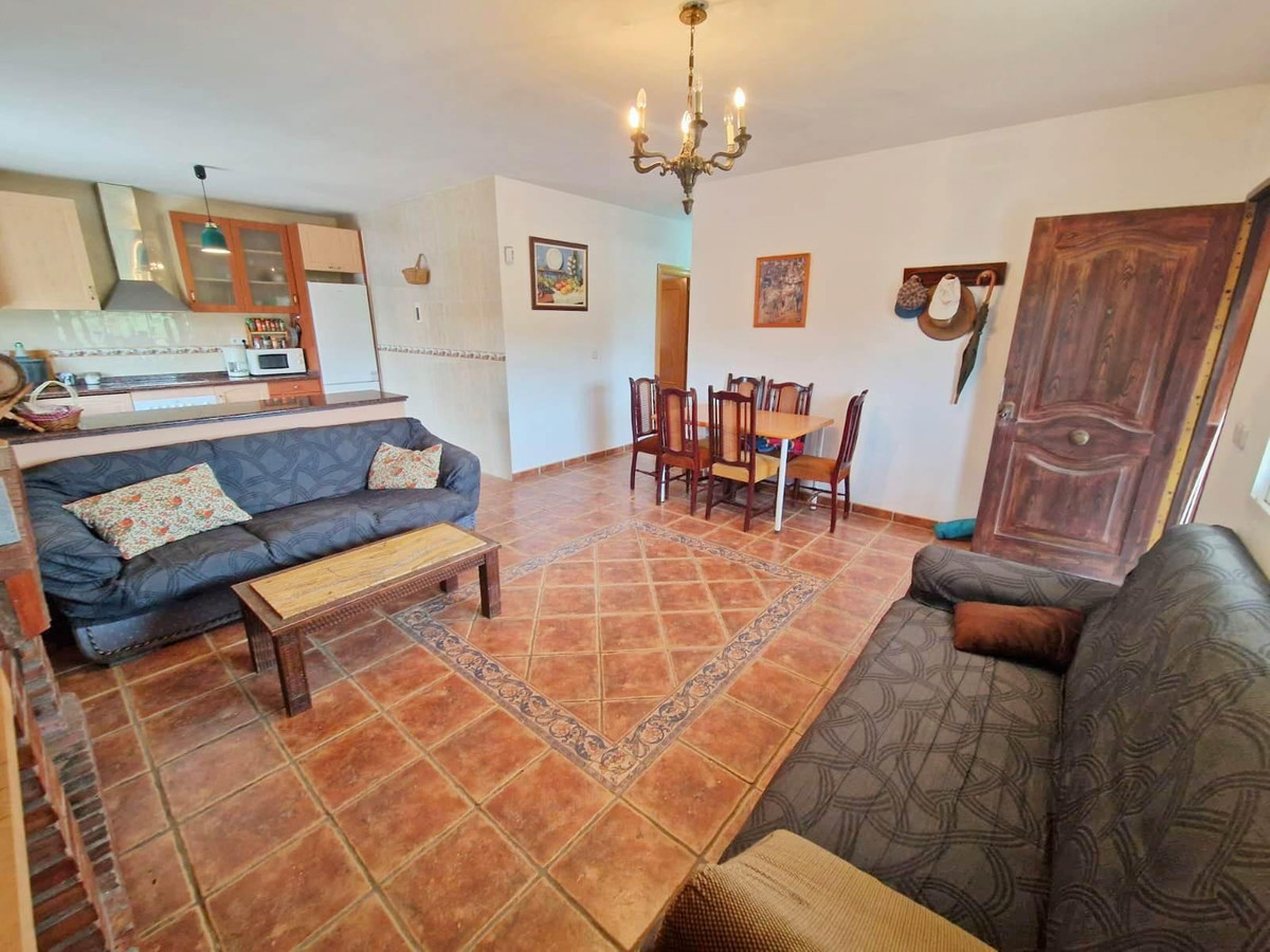 Se vende Villa - Chalet de 6 dormitorios en Costa Del Sol, Málaga, España