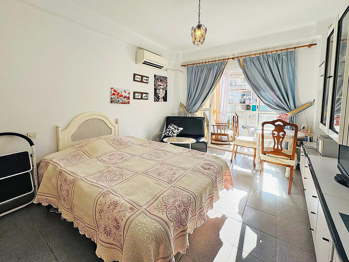 Apartment for sale in Torremolinos Costa Del Sol, Málaga, Spain