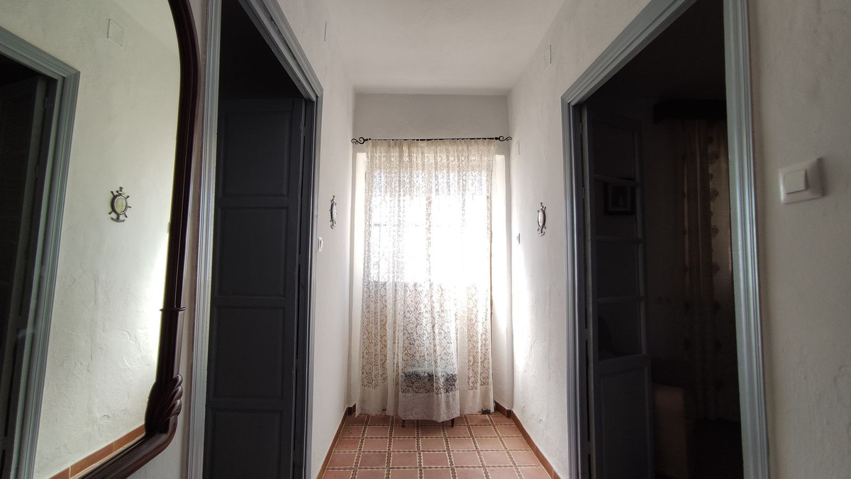 4 Bed Townhouse for sale in Ronda Costa Del Sol, Málaga, Spain