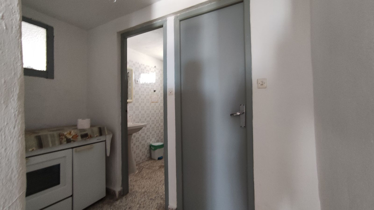 4 Bed Townhouse for sale in Ronda Costa Del Sol, Málaga, Spain