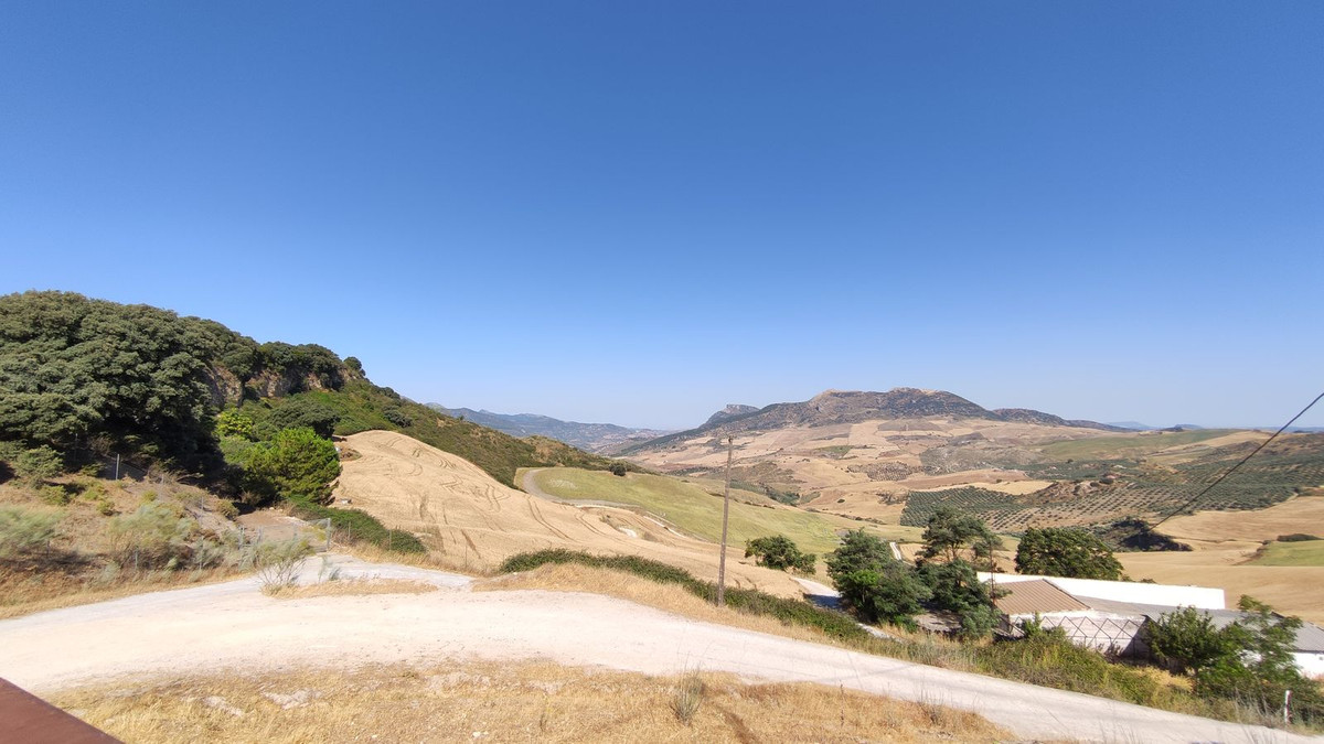 4 Bed Townhouse for sale in Ronda Costa Del Sol, Málaga, Spain