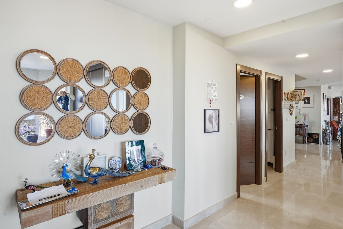 Se vende Villa - Chalet de 6 dormitorios en Costa Del Sol, Málaga, España