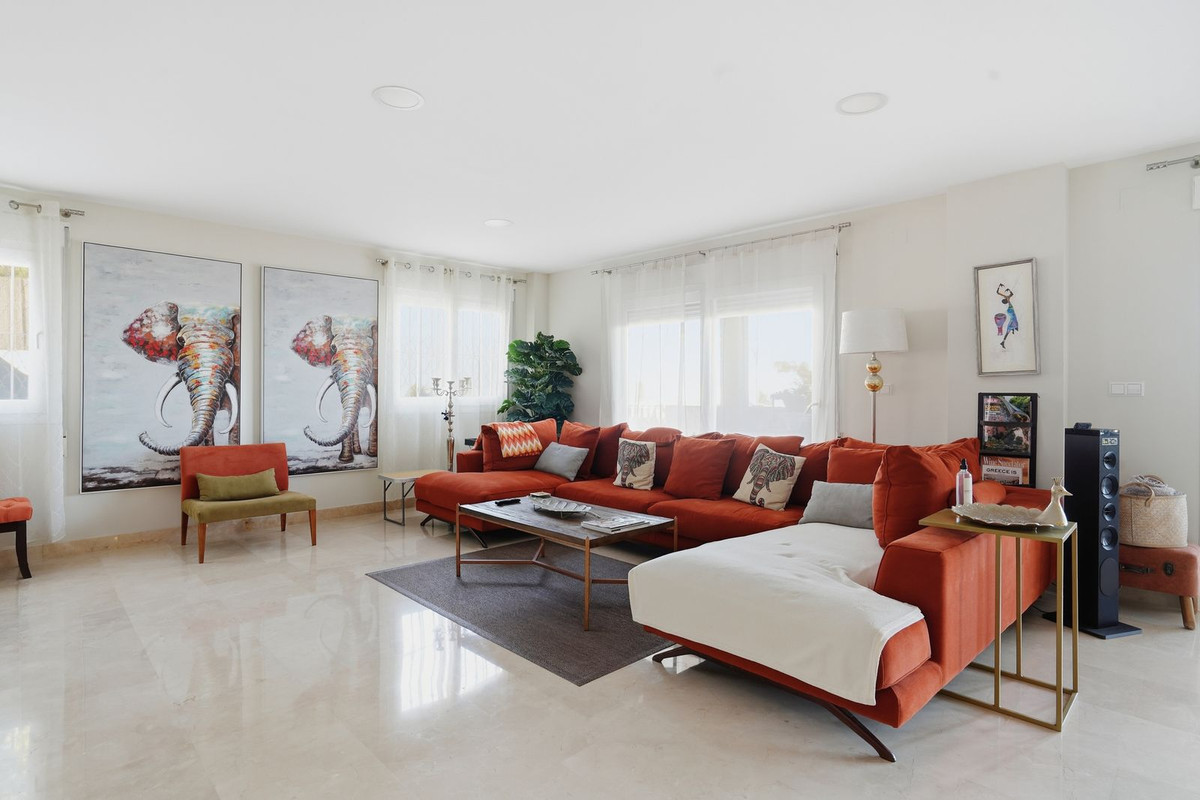Se vende Villa - Chalet de 6 dormitorios en Costa Del Sol, Málaga, España