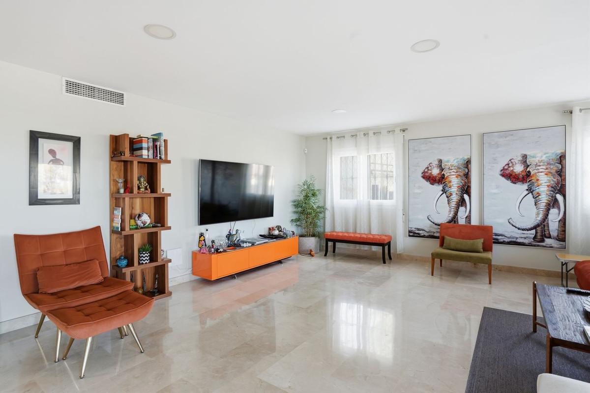 Se vende Villa - Chalet de 6 dormitorios en Costa Del Sol, Málaga, España