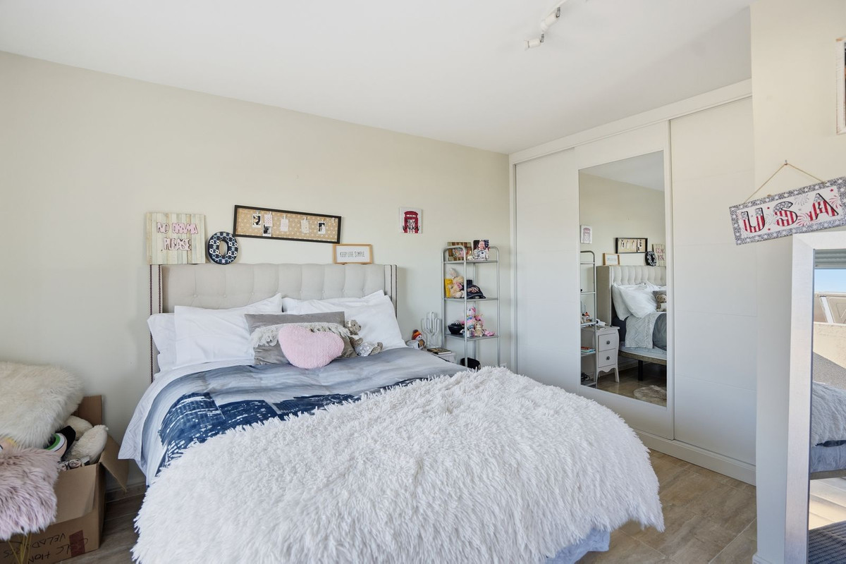 Se vende Villa - Chalet de 6 dormitorios en Costa Del Sol, Málaga, España